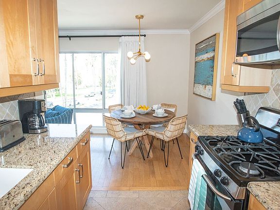 3rd image of 2101 Avenue 14