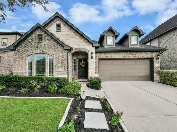 2939 Dawn Haven Ln, Pearland, TX 77584