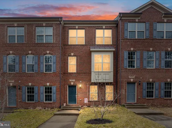 15995 Marsh Pl, Haymarket, VA 20169