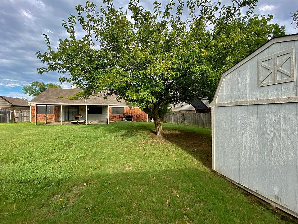 2nd image of 5341 Buckner Dr