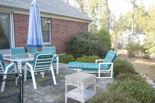 2nd image of 1 Oak Tree Ln