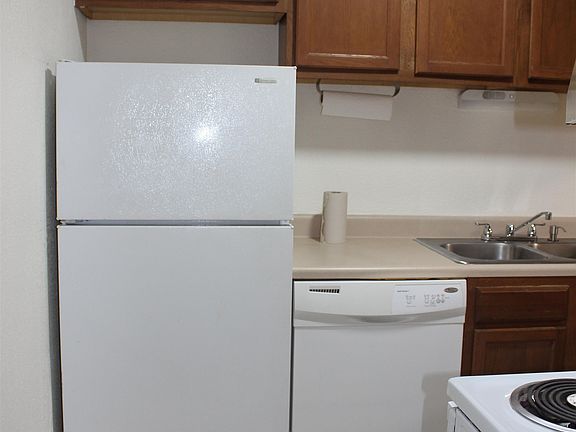 3rd image of 2020 Continental Ave APT 143