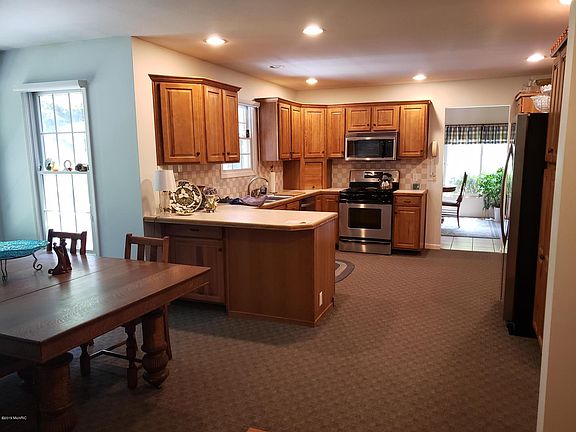 5th image of 2538 Scenic Dr