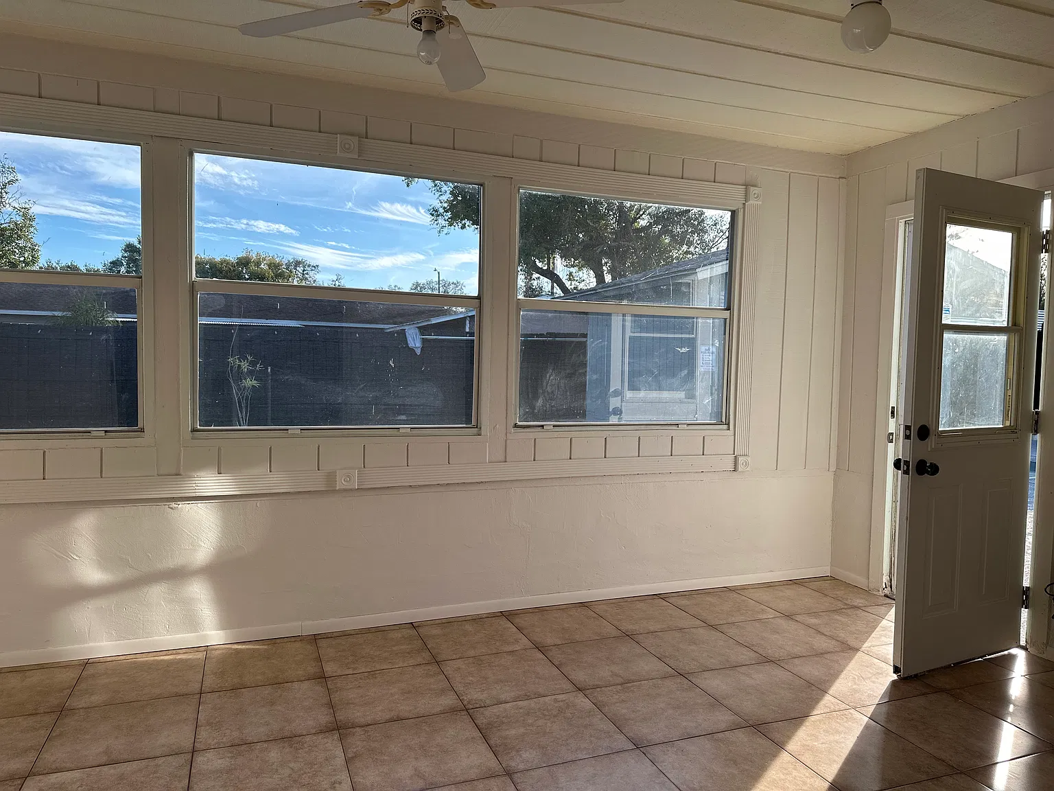 4 bed, 1664 sqft, $2,650 — Photo 3