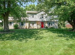 960 E Village Dr, Carmel, IN 46032
