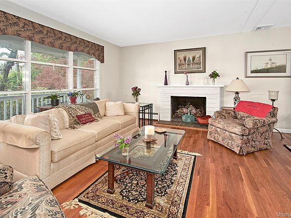 5th image of 100 Lakeview Avenue
