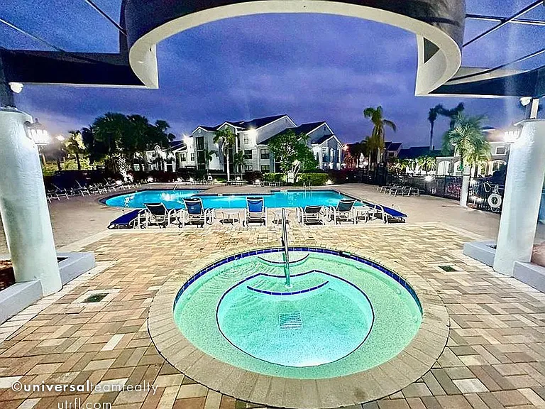 hot tub