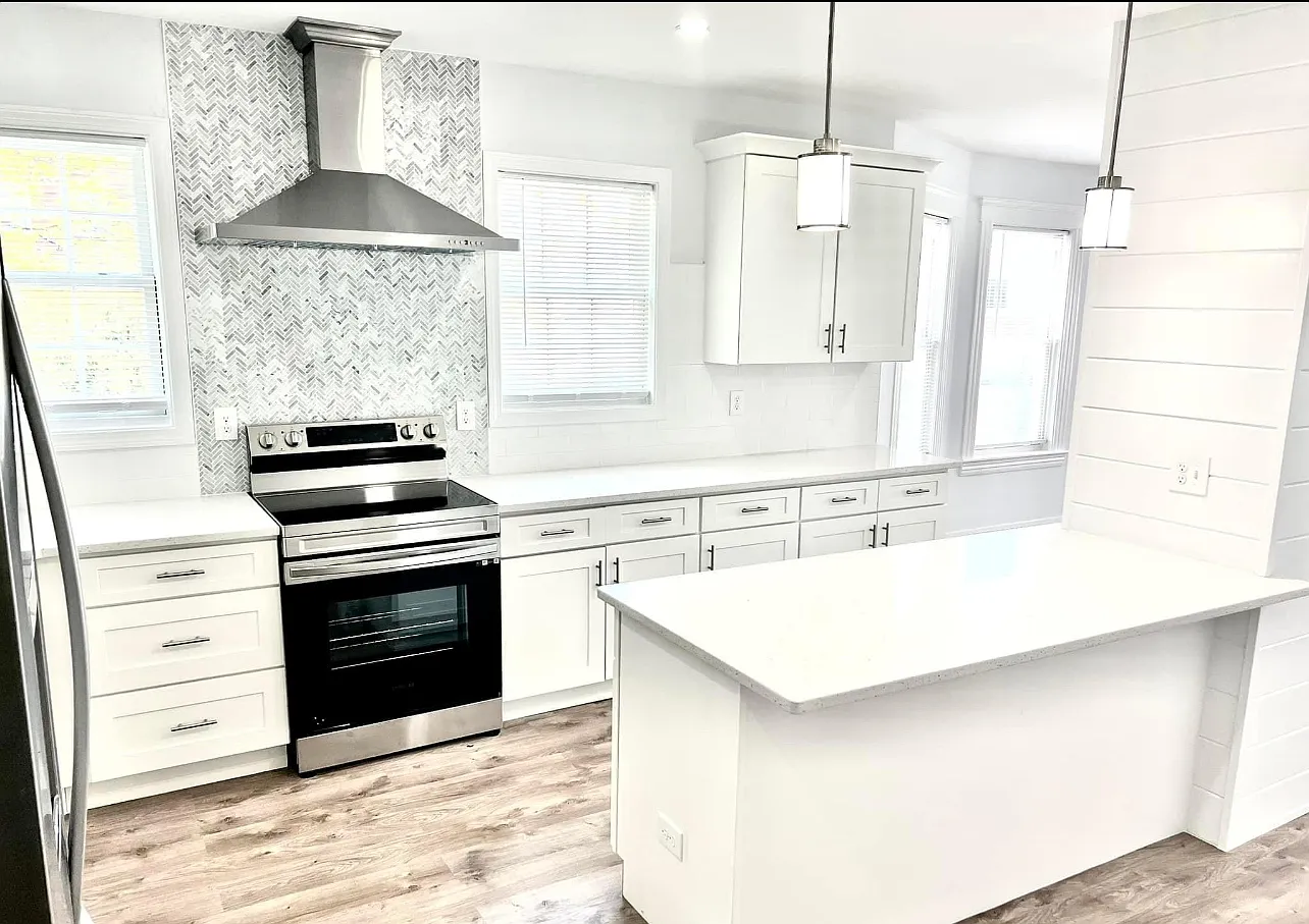 3 bed, 1509 sqft, $2,400 — Photo 1