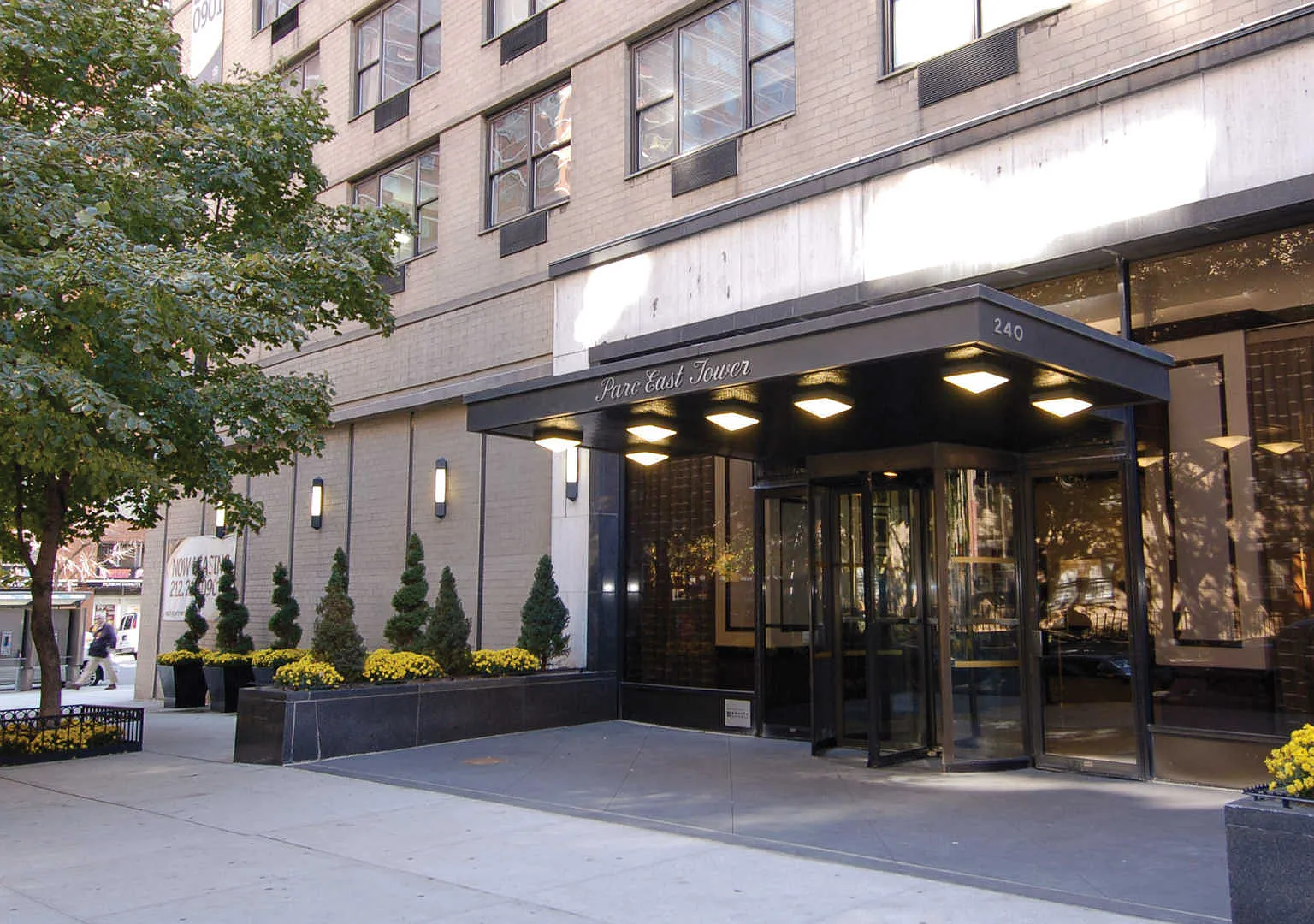 240 East 27th Street — Photo 3