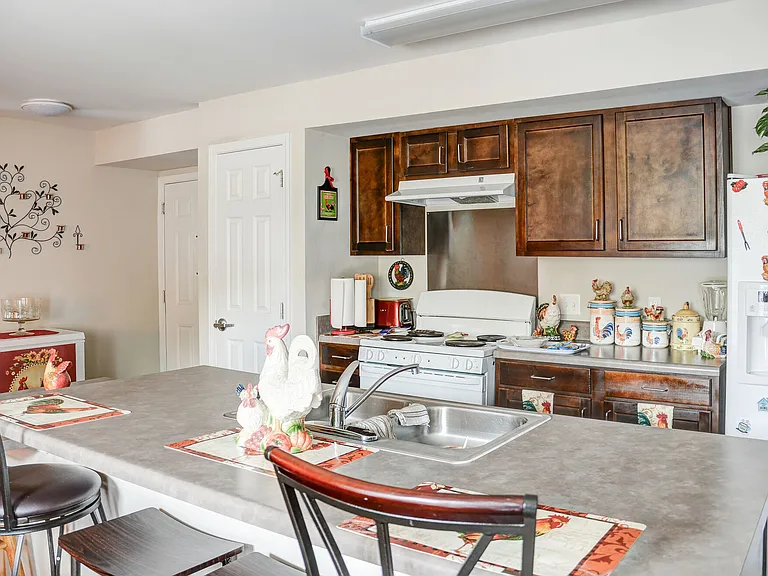 Liberty Pointe — Photo 15