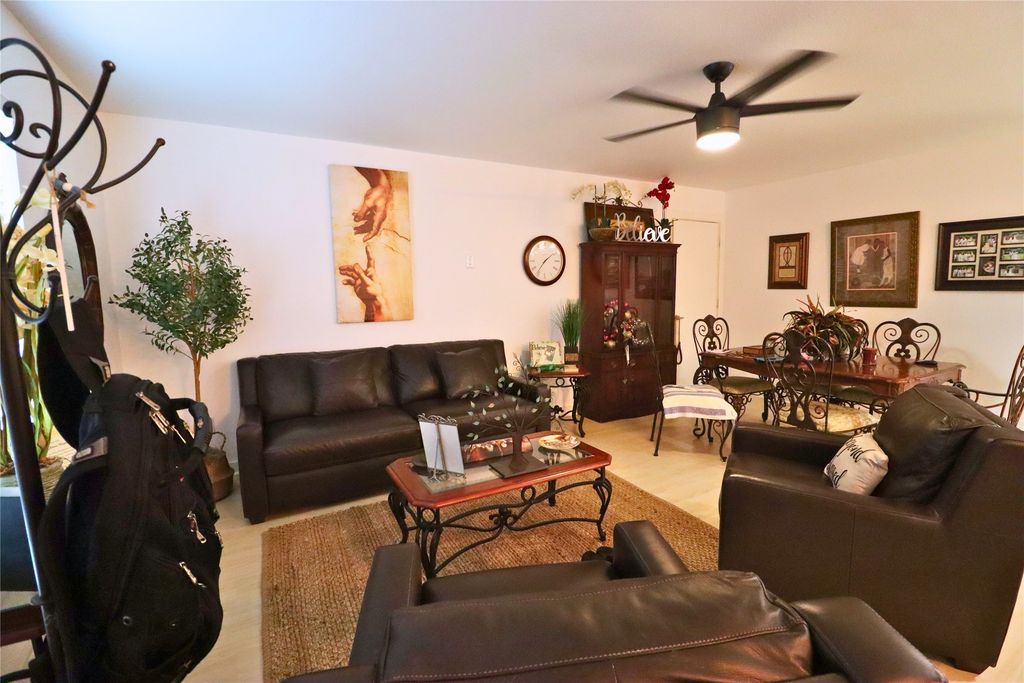 309 Thomas St, Terrell, TX - View 6