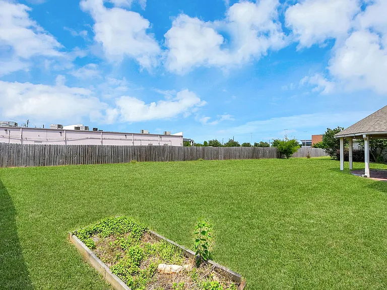 4230 Waterwood Dr — Photo 25