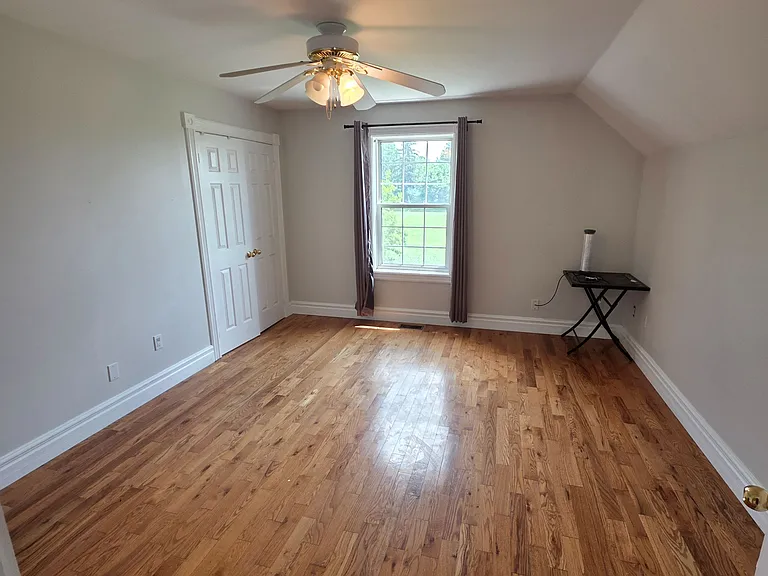 13727 Creditview Rd — Photo 17