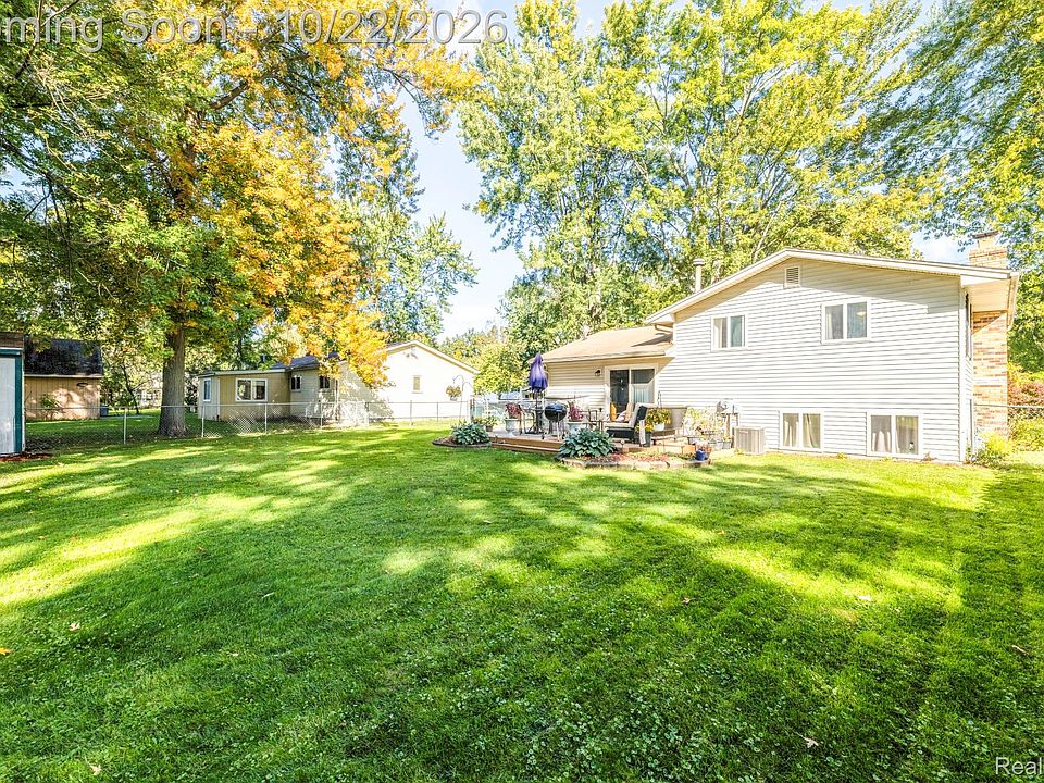 277 Manor Park Dr, photo 25