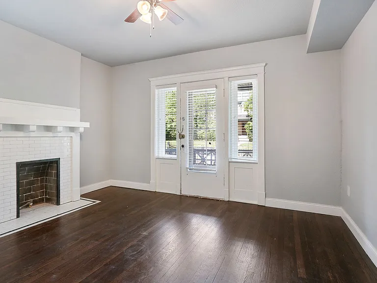 3825 Baltimore Ave — Photo 7