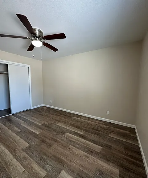 2025 E Pontiac Way #207 — Photo 12