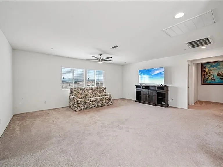 7153 Gypsum Dr — Photo 17