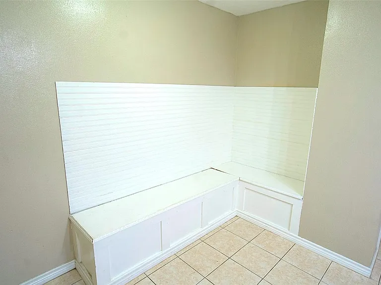 6133 Cumberland Cir — Photo 6