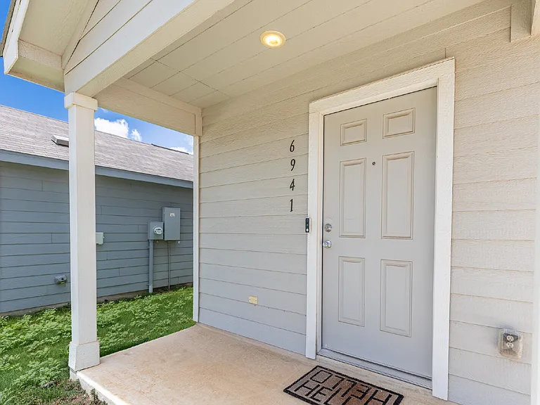 6941 Dorato Rdg — Photo 4