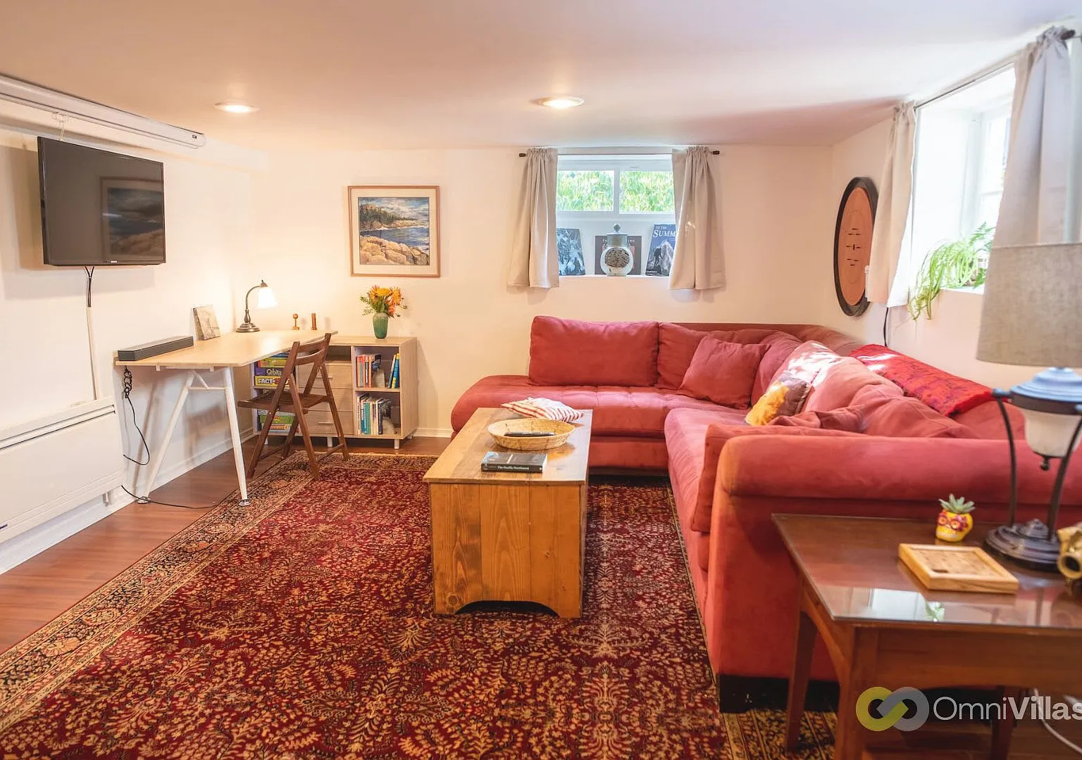 Gorgeous 1 Bedroom Space Close to Woodland Park — Photo 2