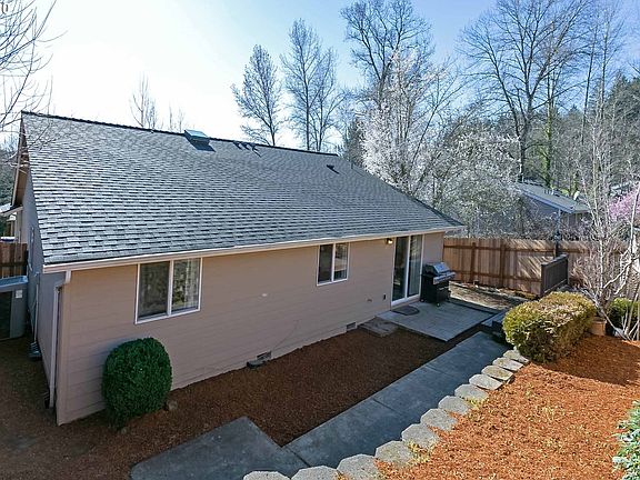 4th image of 373 Lower Lavista Ct NW