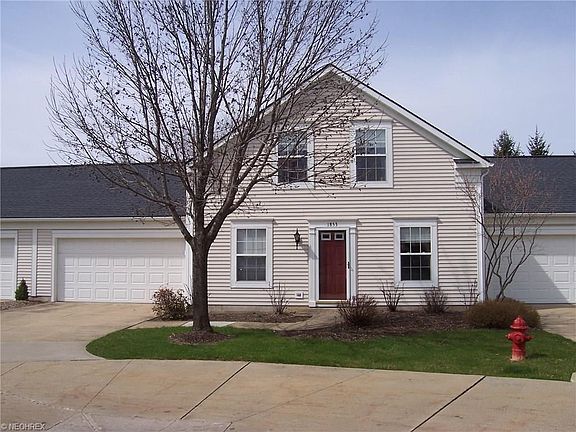 4th image of 1853 Village Ct