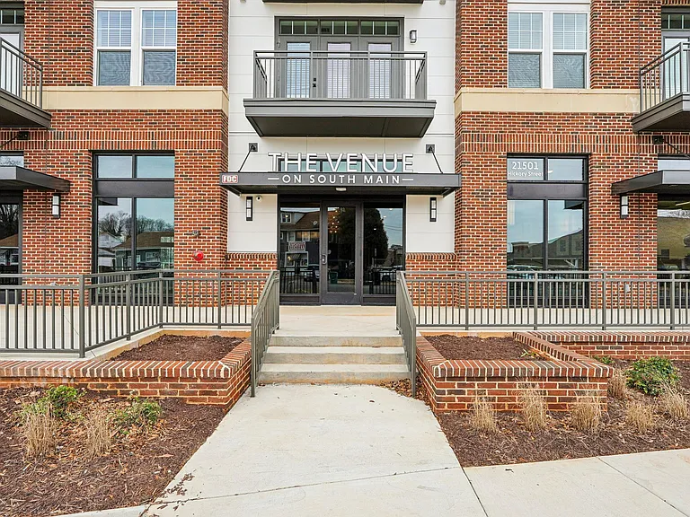 The Venue on South Main — Photo 26
