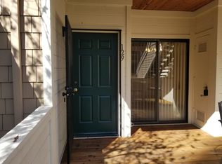 901 Russell Ave APT 129, Santa Rosa, CA 95403