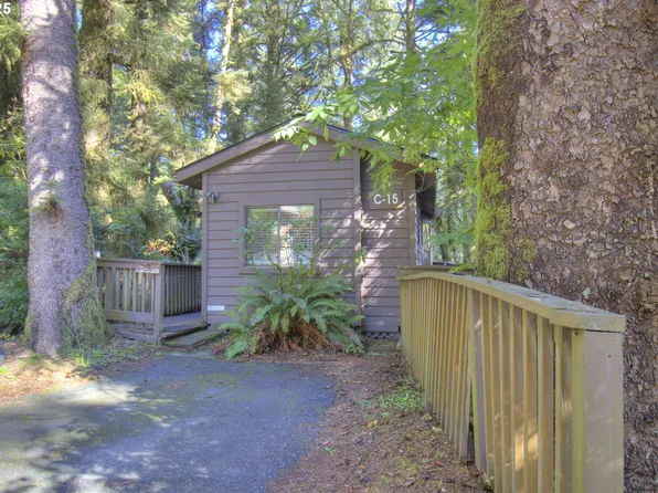 19921 Whaleshead Rd #C15, Brookings, OR 97415