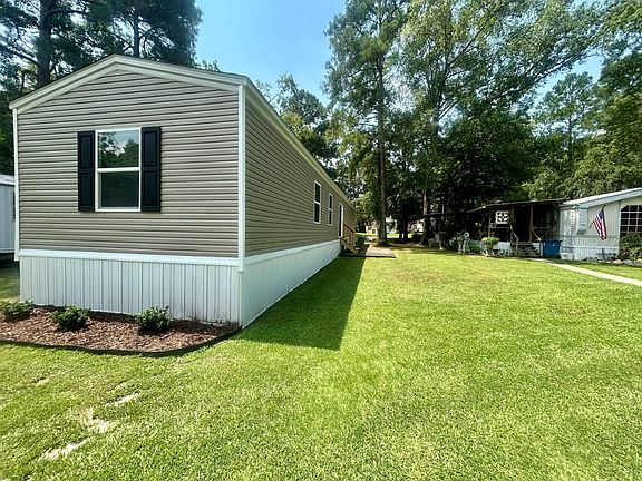 2nd image of 78 White Oak Vlg
