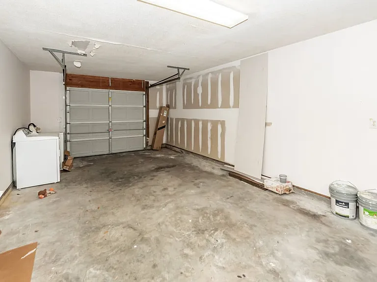 3347 Walter Dr — Photo 14