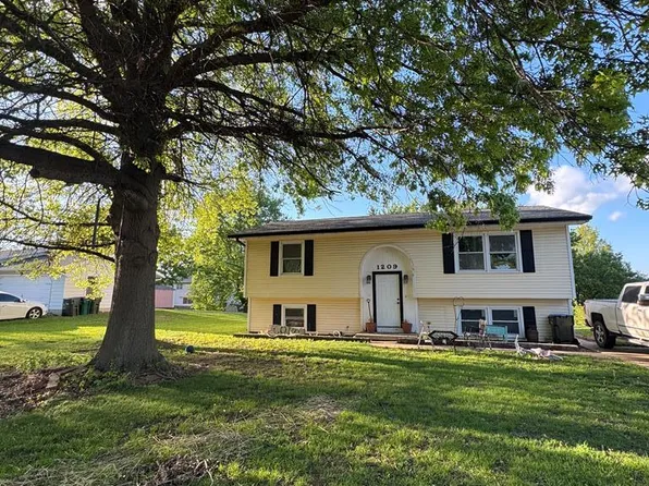 1209 Kings Rd, Kirksville, MO 63501