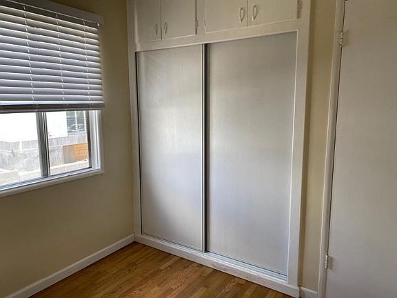 2nd image of 6028 Vineland Ave