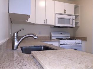 312 Knapps Hwy, Fairfield, CT 06825