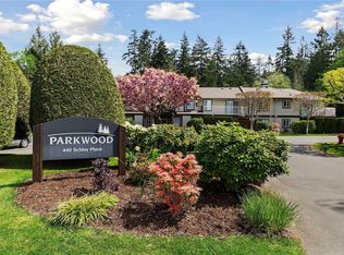 440 Schley Pl #205, Qualicum Beach, BC