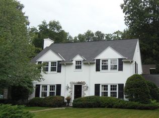 108 Blossom Hill Dr, Lancaster, PA