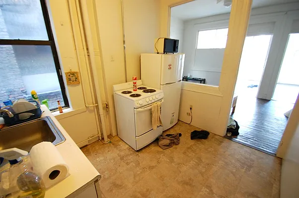 Rented by Bold New York | media 25