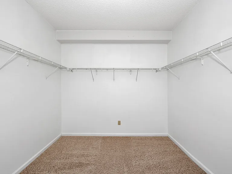 722 Highland Dr — Photo 25