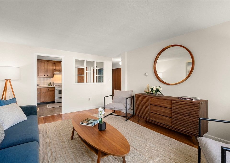 1st image of 215 Massachusetts Ave #19-34