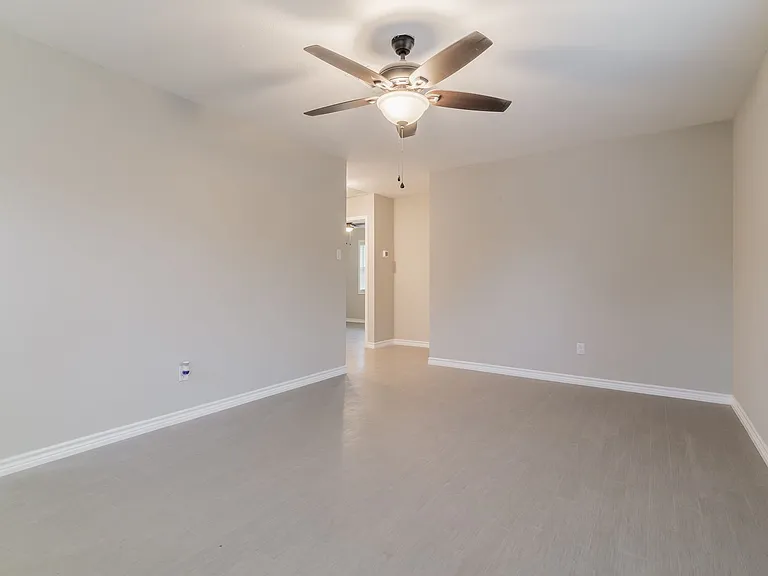 101 Will St — Photo 18
