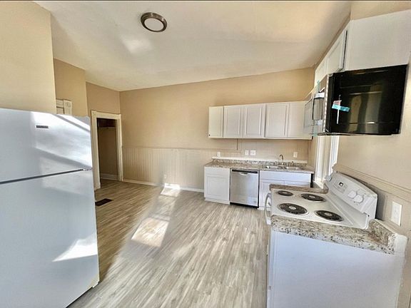 5th image of 2944 Burlington Pl #1