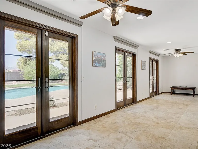 408 Lacy Ln — Photo 22