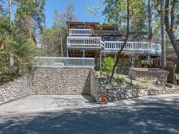 39650 E Idylwild Dr W, Bass Lake, CA 93604