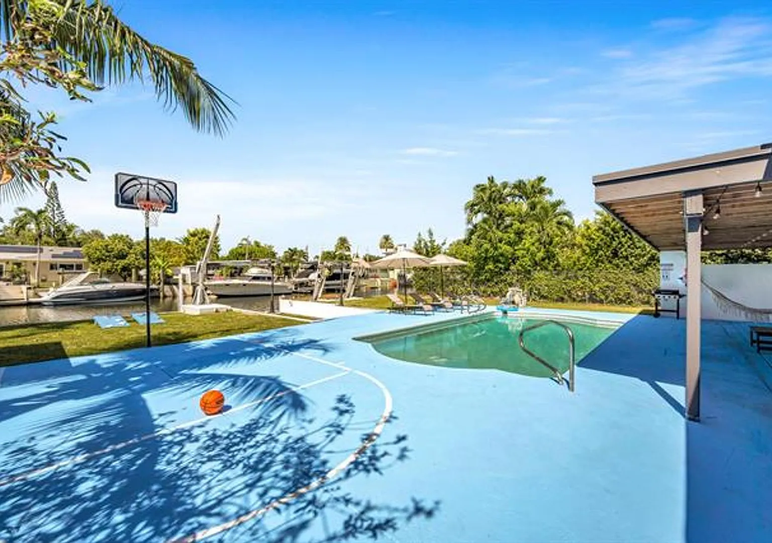 1875 Keystone Blvd # 1875, North Miami, FL 33181 — Photo 4