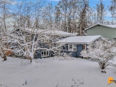 11335 Bridger Pl, Eagle River, AK, 99577