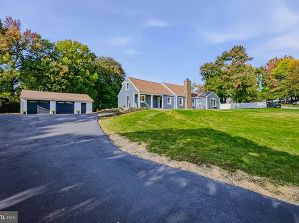 218 Seminole Dr, Newark, DE 19702