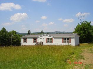 176 Tigger Ln, Martinsville, VA 24112
