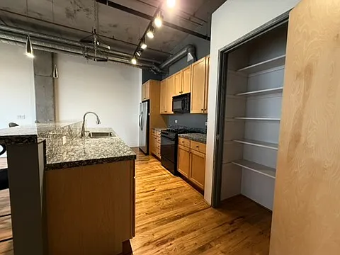 Convenient pantry