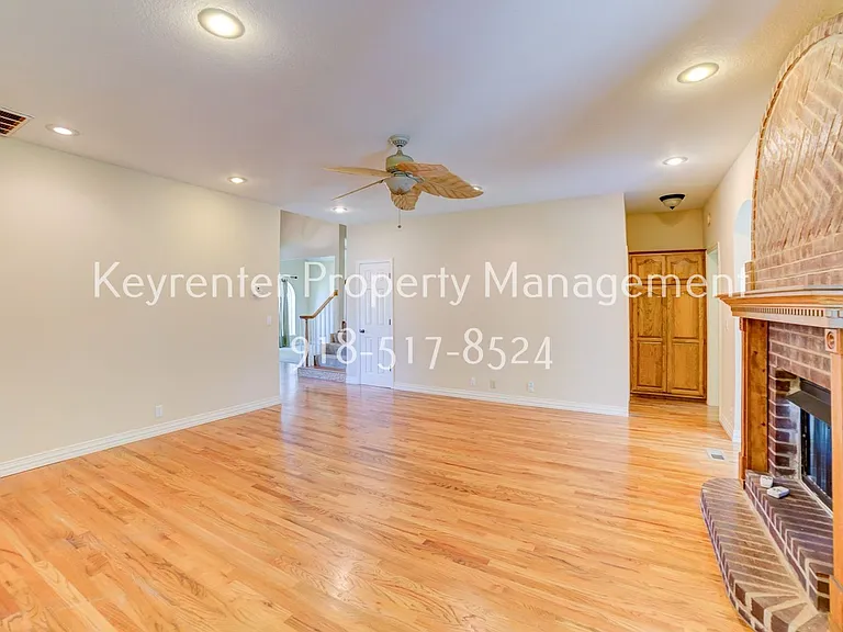10119 S College Pl — Photo 20