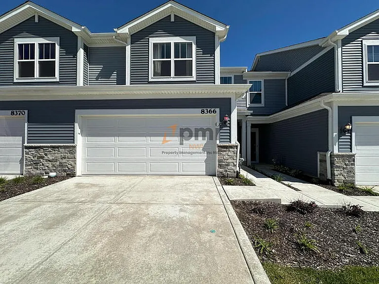 8366 Kannon Dr — Photo 1